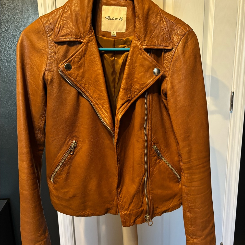 Madewell Washed Leather Motorcycle Jacket in Cedar (S) Like New - Picture 9 of 15